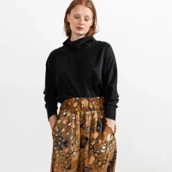 Revolution Silk Cowl Neck Top - silkkinen kauluspaita Musta<Studio Heijne Online