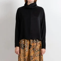 Revolution Silk Cowl Neck Top - silkkinen kauluspaita Musta<Studio Heijne Online