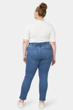 Sun Up Powerstretch Jeans Plus Size Medium Denim<Dawn Denim Clearance