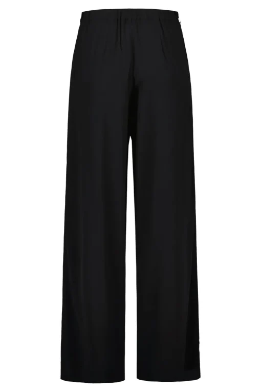 Svartholm Trousers Black<niinmun New
