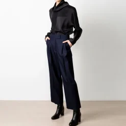Swipe Cropped Wool Pants in Navy<Studio Heijne Cheap