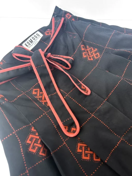 Tara Skirt Eternal Black<KOMODO Outlet
