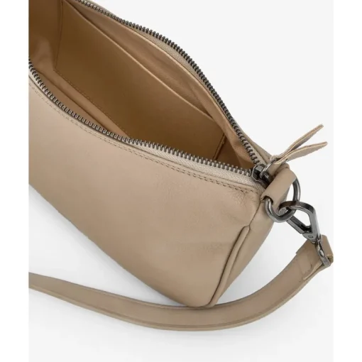 That Moment Bag Beige<Clotsy Brand New