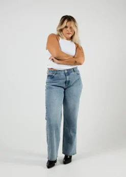 The Billie Jeans Medium Light Blue<GUAJA. Best Sale