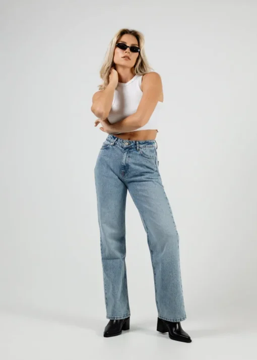 The Billie Jeans Medium Light Blue<GUAJA. Best Sale