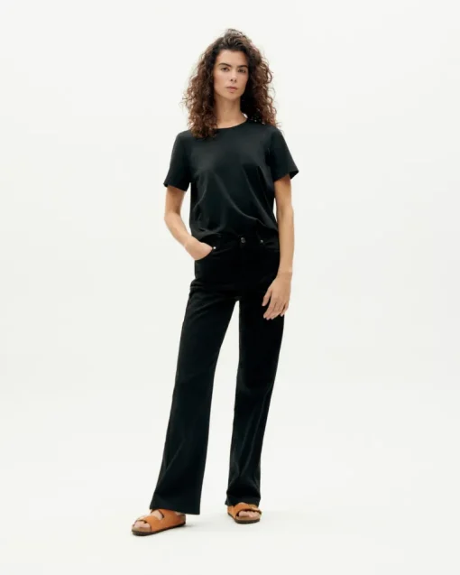 Theresa Housut Musta<Thinking MU Store