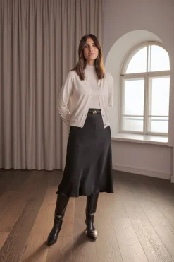 Tianna Midi-Satiinihame Musta<Original Story Fashion