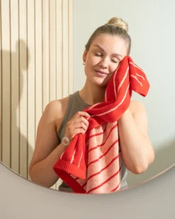 Hand Towel 50x70cm Red<Toive Outlet