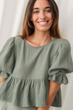 Vasilyevsky Blouse Sage Green<TWOTHIRDS Shop