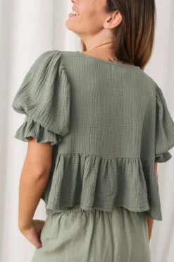 Vasilyevsky Blouse Sage Green<TWOTHIRDS Shop
