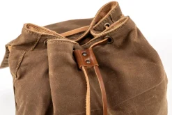 Waxed Cotton Backpack Brown<THE DUST COMPANY Shop