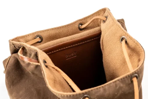 Waxed Cotton Backpack Brown<THE DUST COMPANY Shop