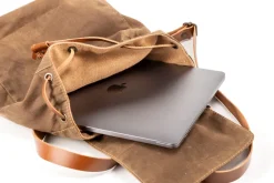 Waxed Cotton Backpack Brown<THE DUST COMPANY Shop