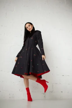 Wild Strawberry Sadetakki Musta<RainSisters Online