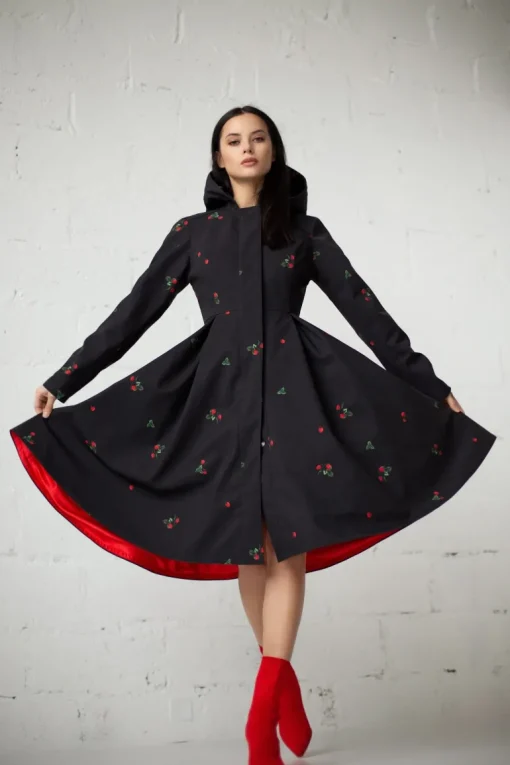 Wild Strawberry Sadetakki Musta<RainSisters Online